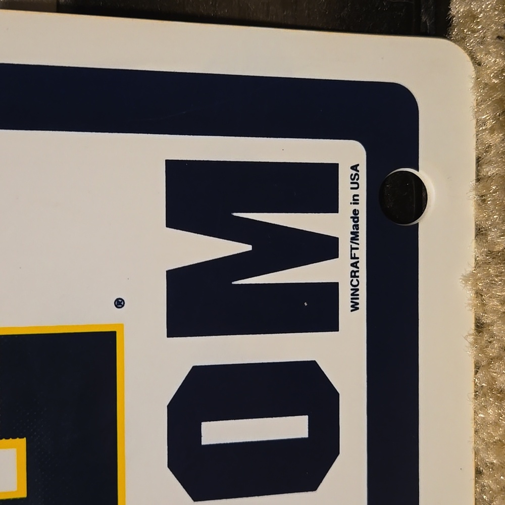 Vintage Notre Dame Locker Room Sign Made In Usa Offically Licensed - Picture 2 of 11